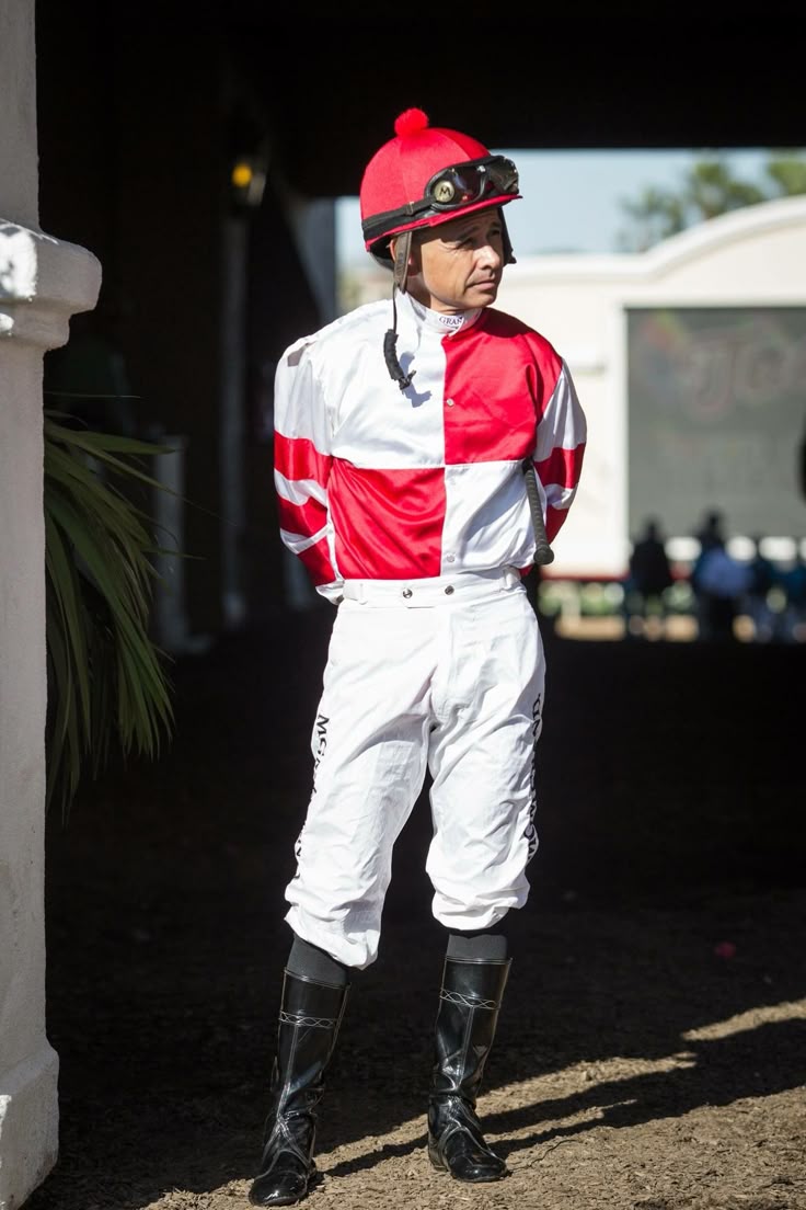 Jockey Uniforms – Custom Silks, Pants & Caps for Racing Teams